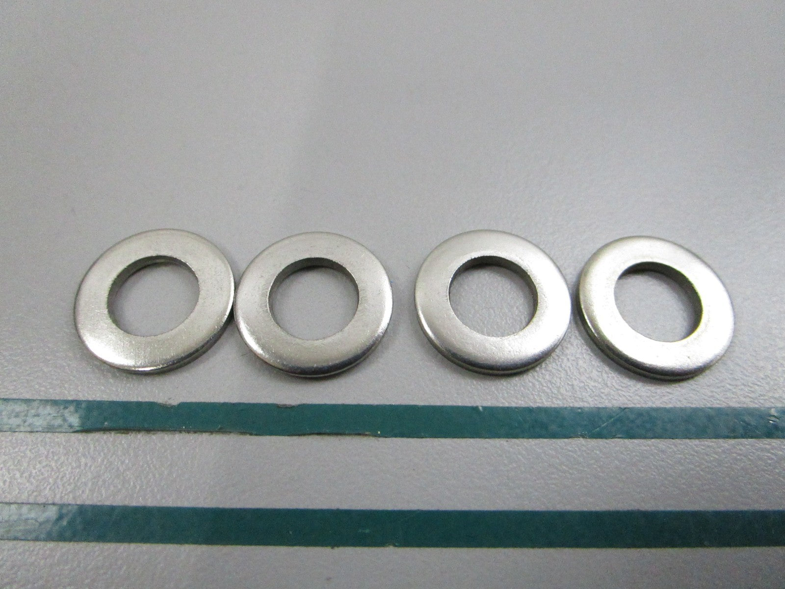 NEW OEM (LOT OF 4) 941670 Volvo Penta Washer 0810