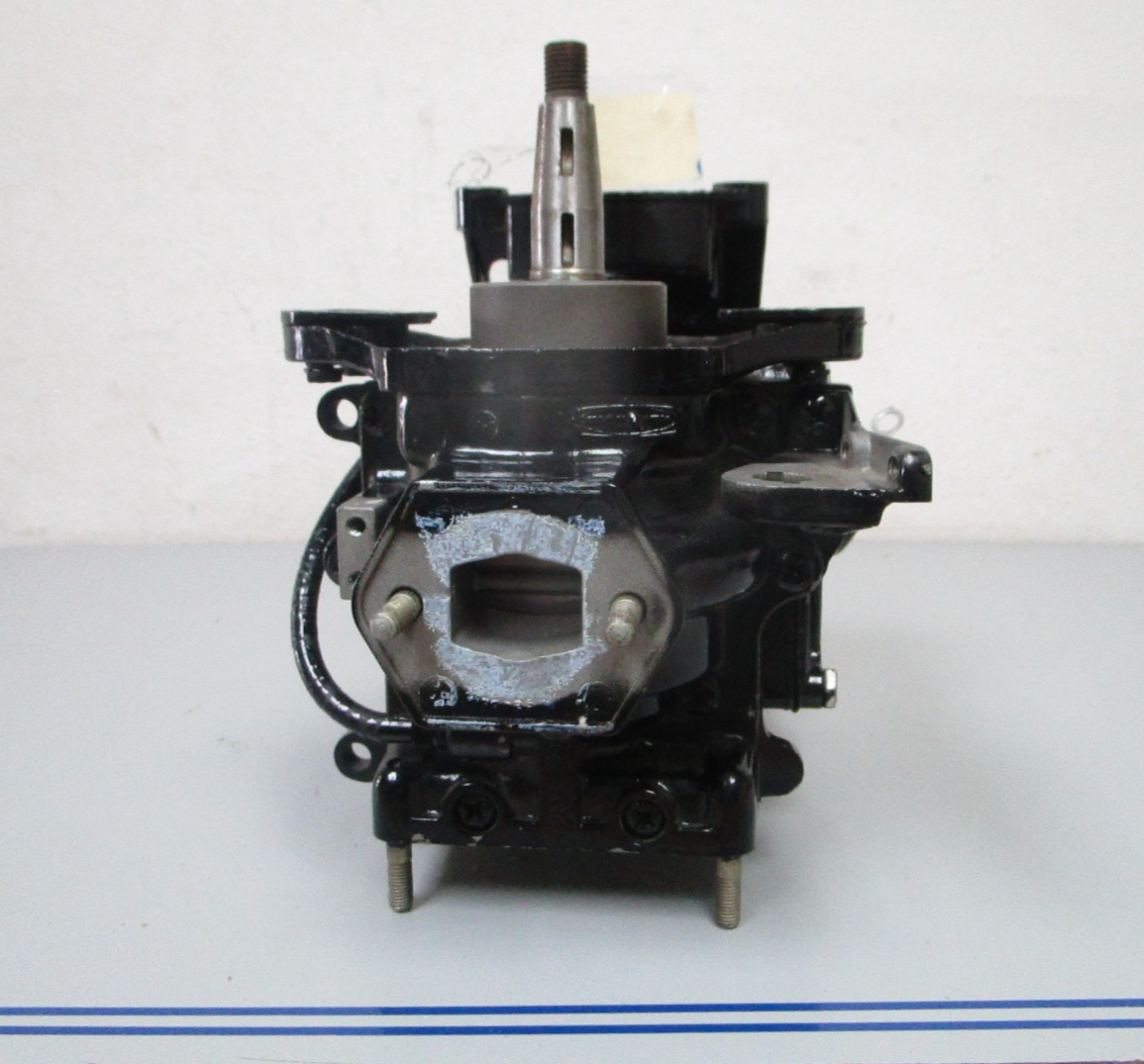 NEW OEM 849-6423A3 70873A79 Mercury 4 4.5 Cylinder Block & Crankshaft Ay 0720