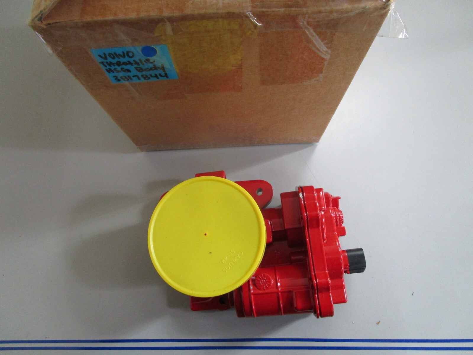 *NEW OEM* 0820 Volvo Penta Throttle Housing Body 3817844