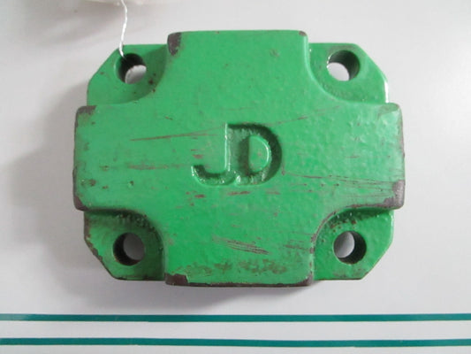 NEW OEM MT7001 ET17645 John Deere Cap 0820