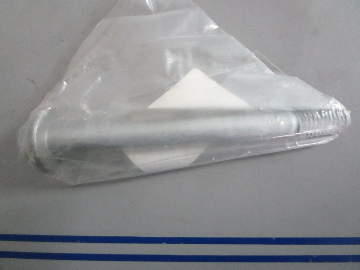 NEW OEM 3R0-61307-0 Tohatsu Bolt 0820