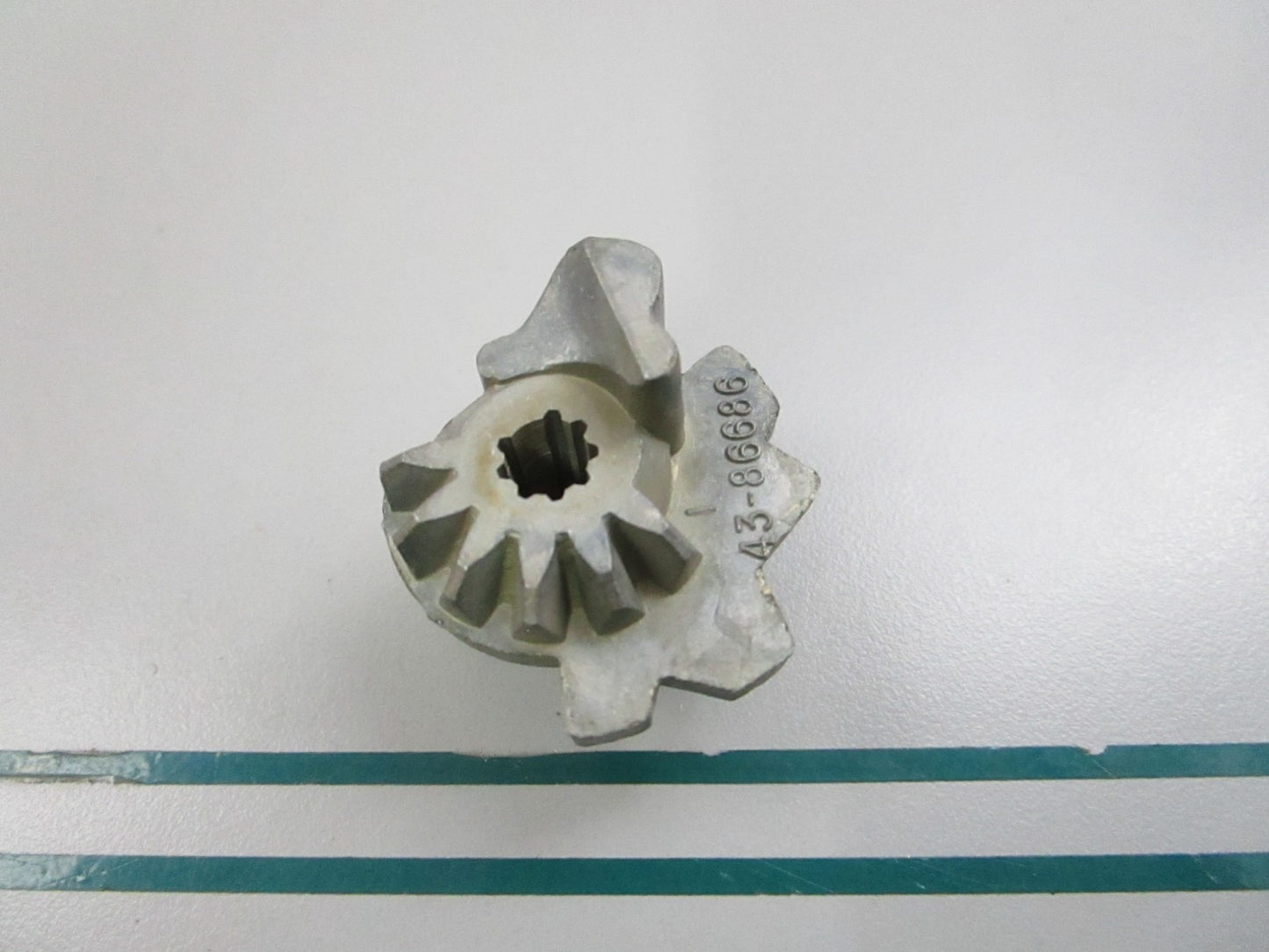 NEW OEM 43-86686A1 Mercury Quicksilver Gear Assembly 0810