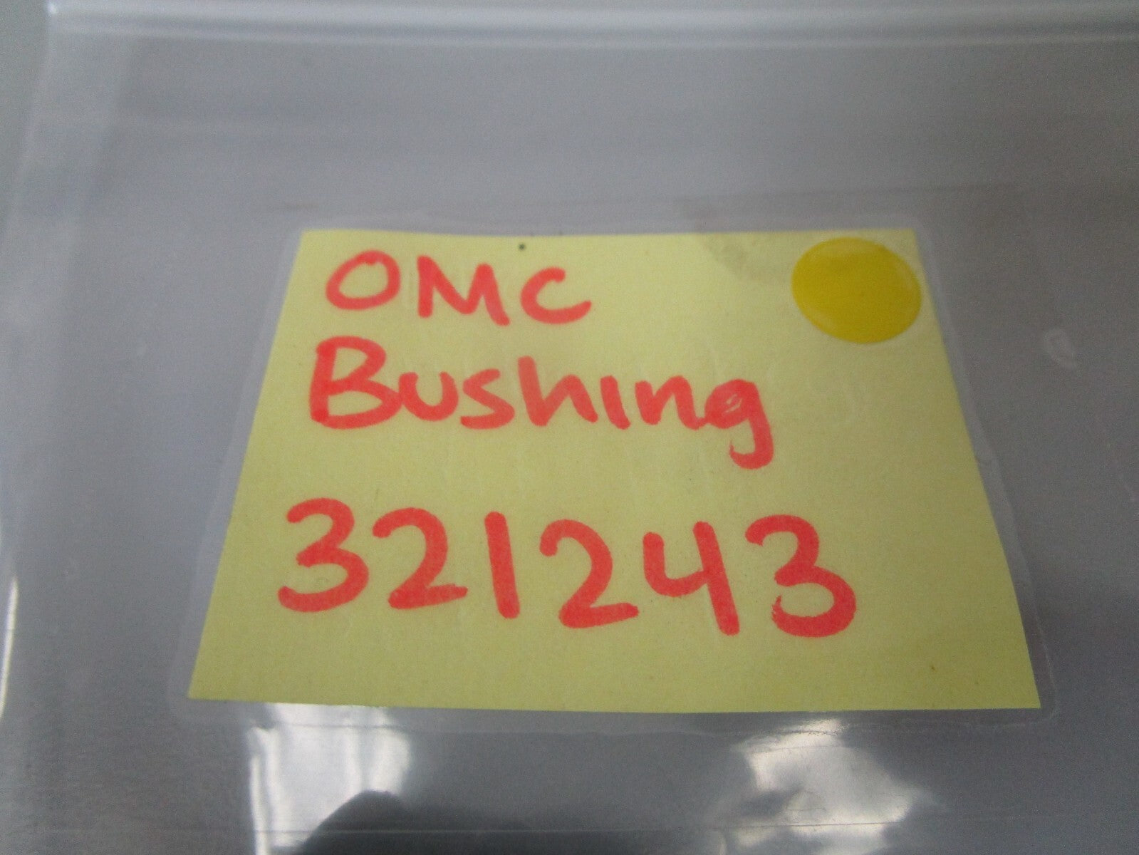 *NEW OEM* (LOT OF 2) 0810 OMC Johnson Evinrude Bushing 321243 0321243