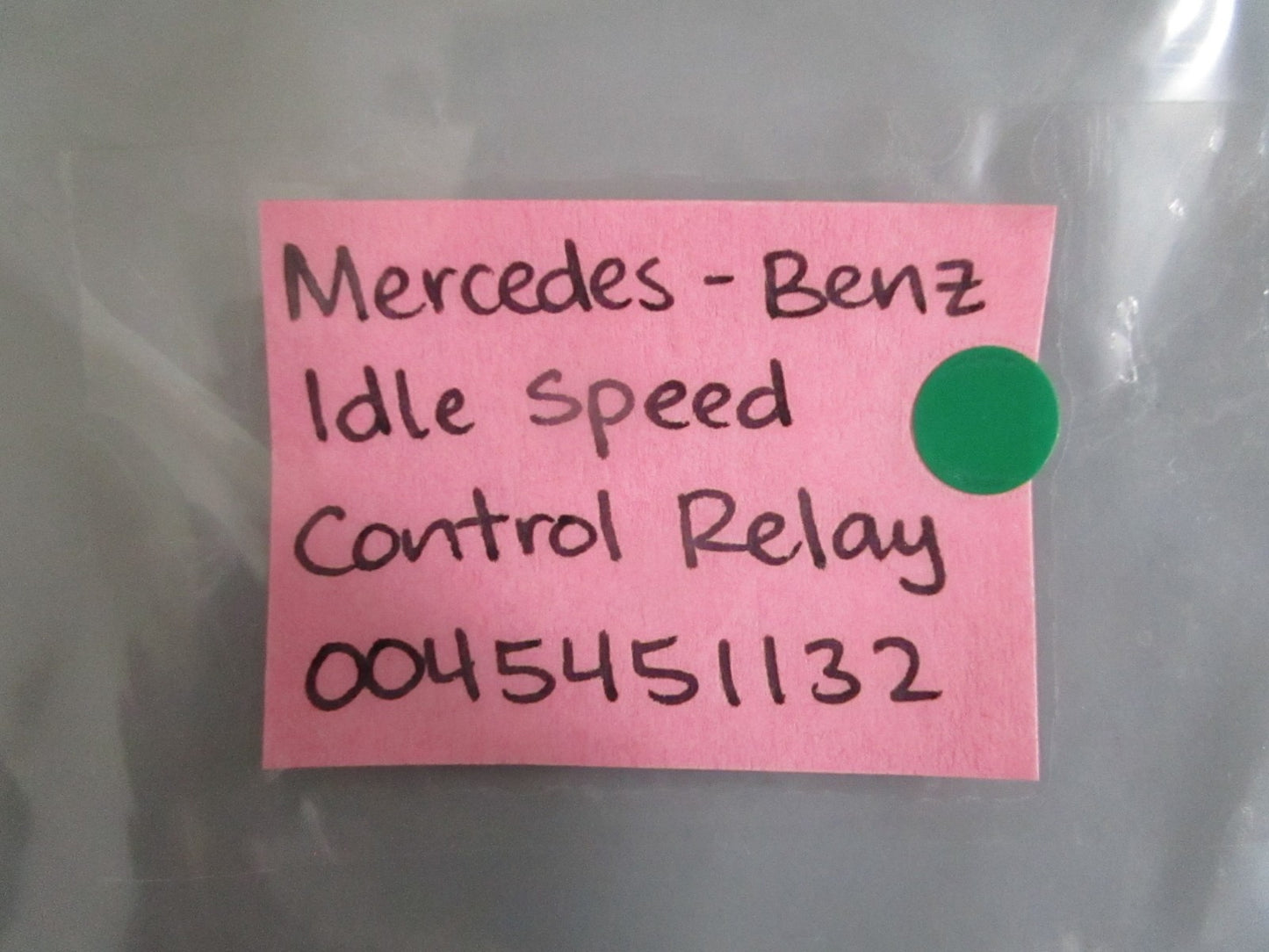 NEW OEM 0045451132 Mercedes-Benz Idle Speed Control Relay 0820