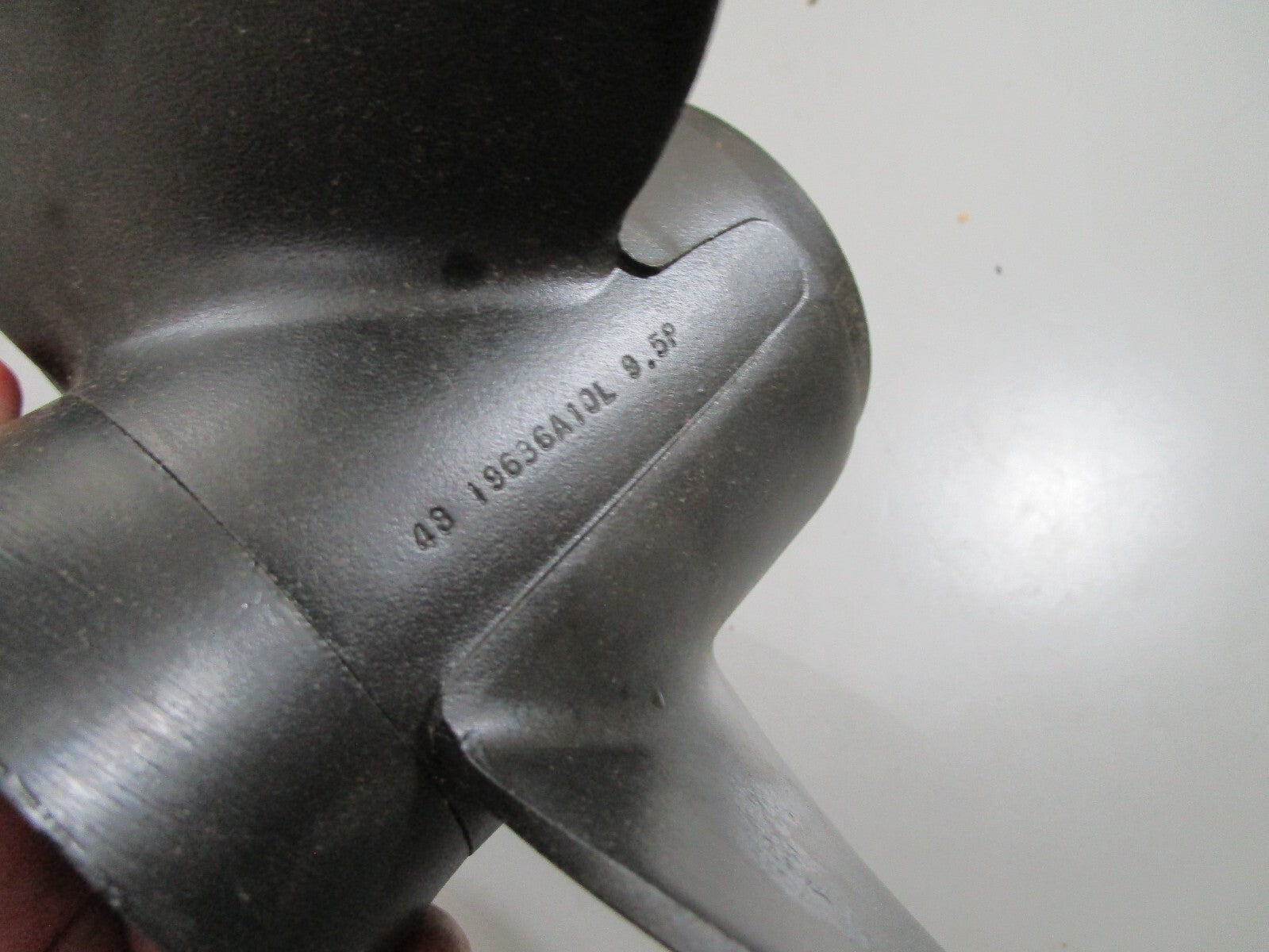 *NEW OEM* 0820 Mercury Black Max 10⅜ × 9½ Propeller 48-19636A10