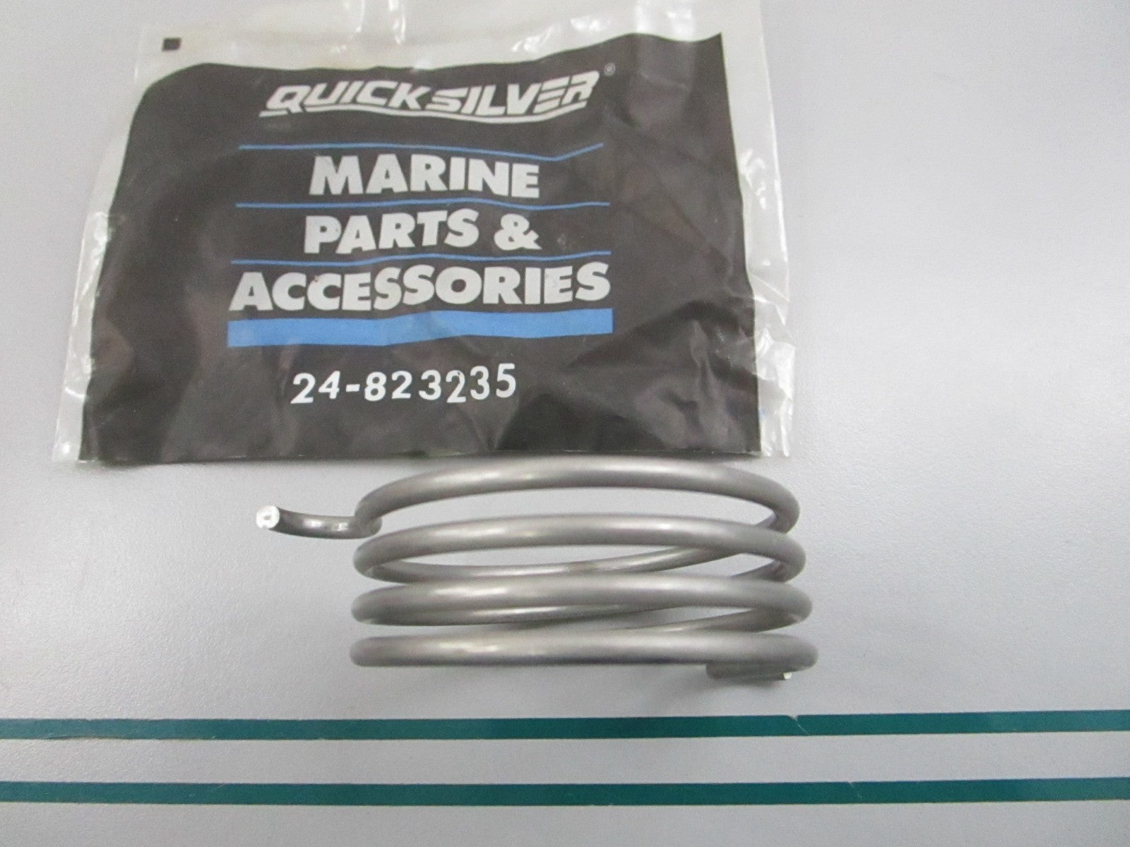 NEW OEM 24-823235 Mercury Quicksilver Spring 0810