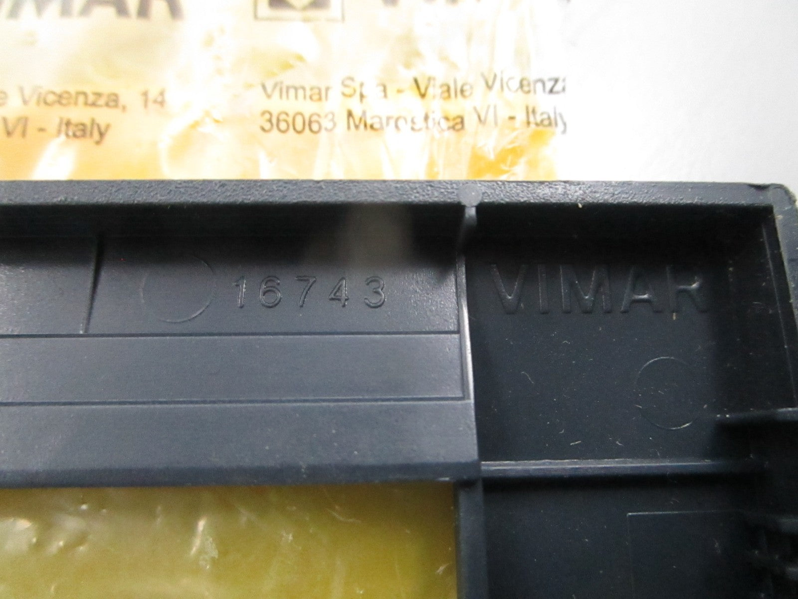 NEW 16743.D.15 Vimar Idea Panel 0810