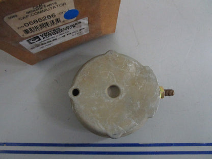 *NEW OEM* 0820 OMC Johnson Evinrude Commutator Cap 585266 0585266