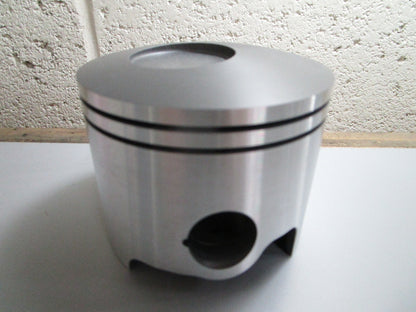 *NEW* 0820 Wiseco Piston Kit 3180S2