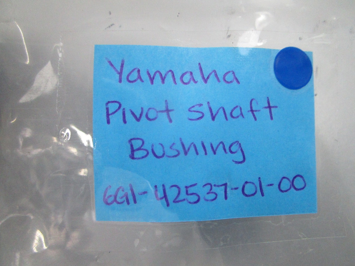 *NEW OEM* 0810 Yamaha Pivot Shaft Bushing 6G1-42537-01-00