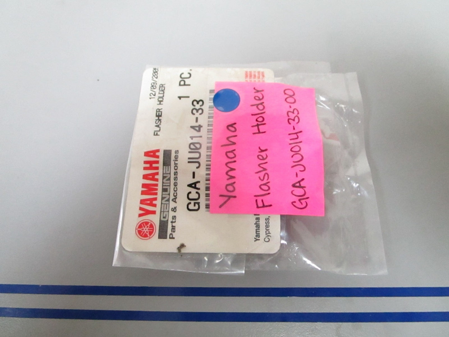 NEW OEM GCA-JU014-33-00 Yamaha Flasher Holder 0810