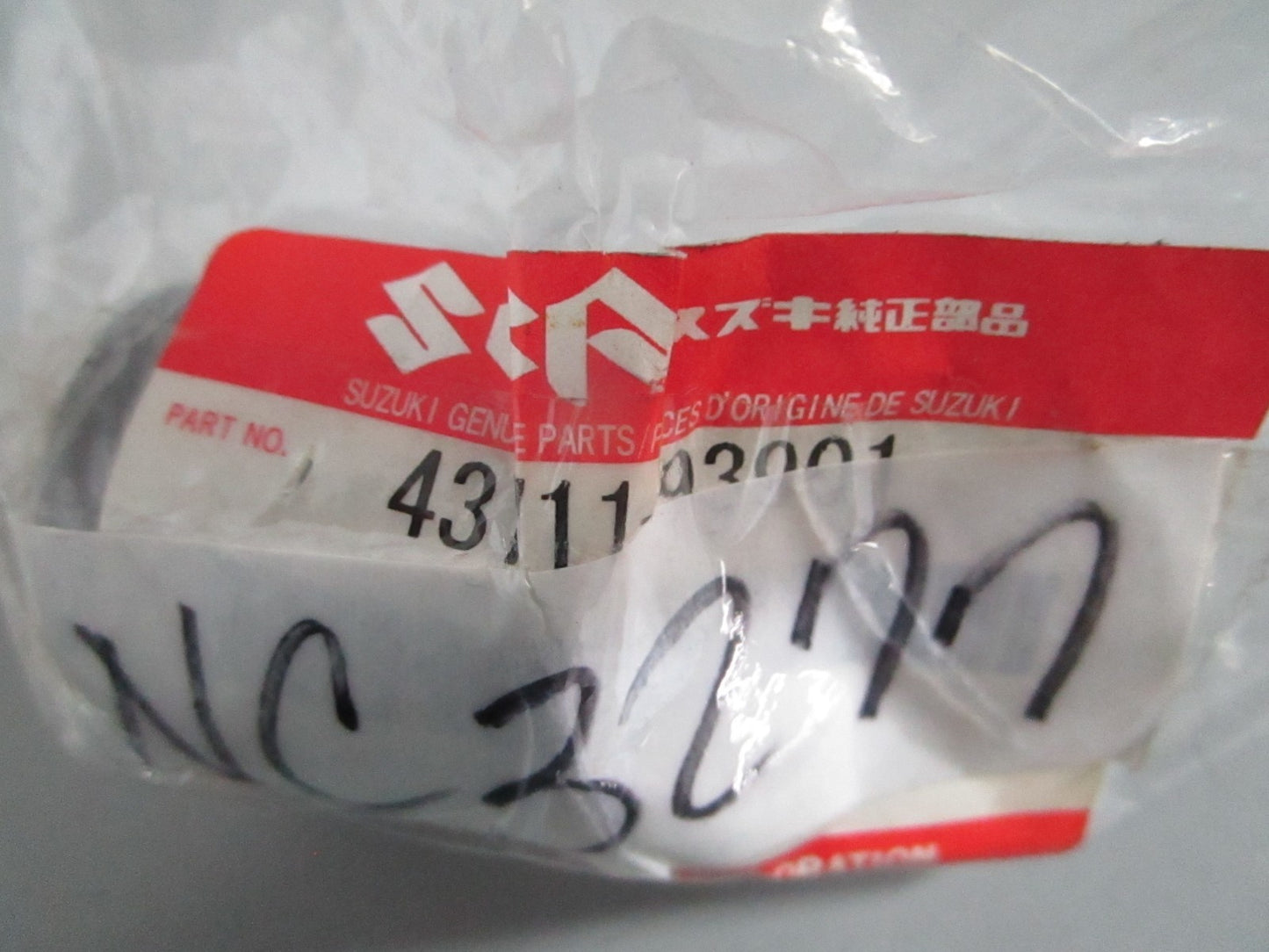 NEW OEM 43711-93901 Suzuki Steering Bushing 0820