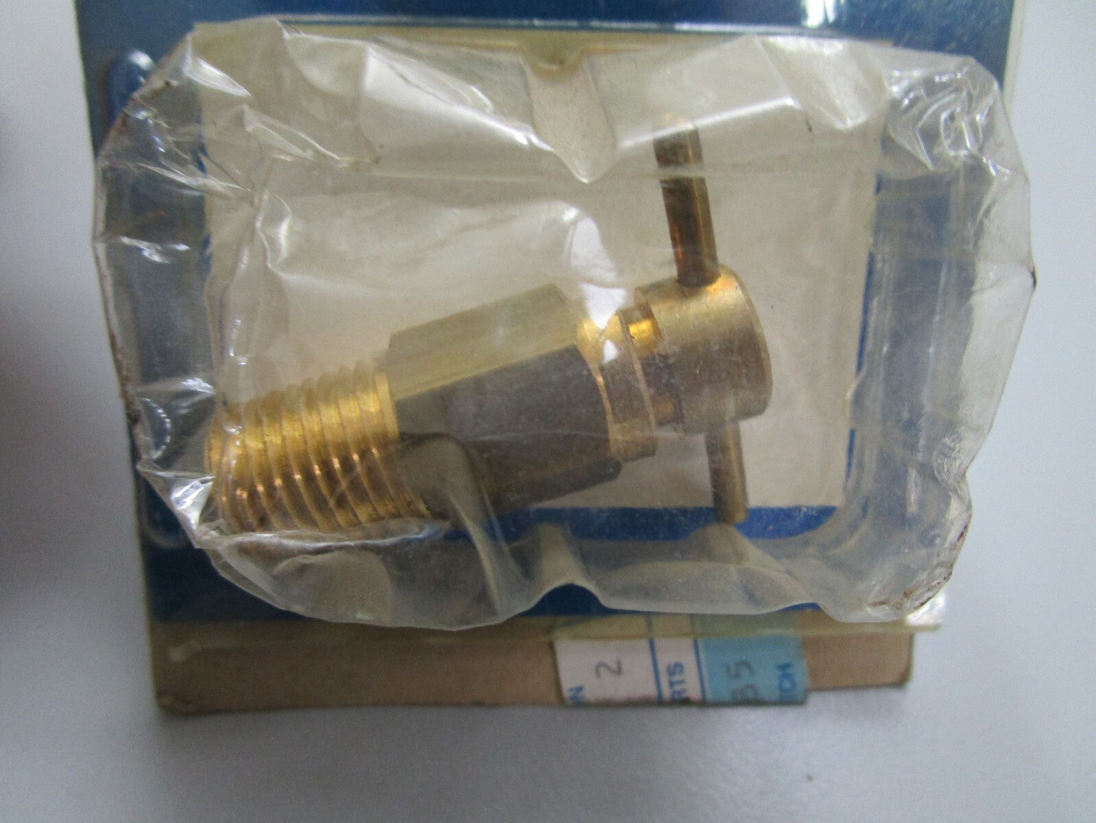 *NEW OEM* 0720 Volvo Penta Shut Off Cock 82745