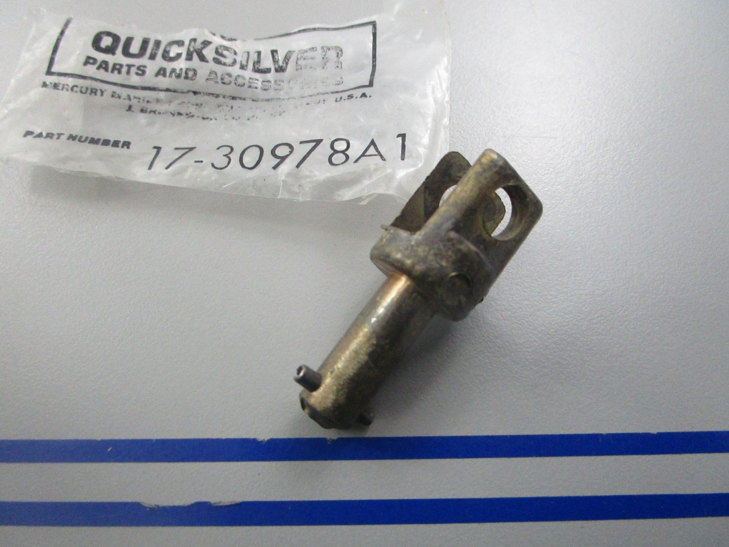 *NEW OEM* 0810 Mercury Quicksilver Clevis Yoke Pin 17-30978A1