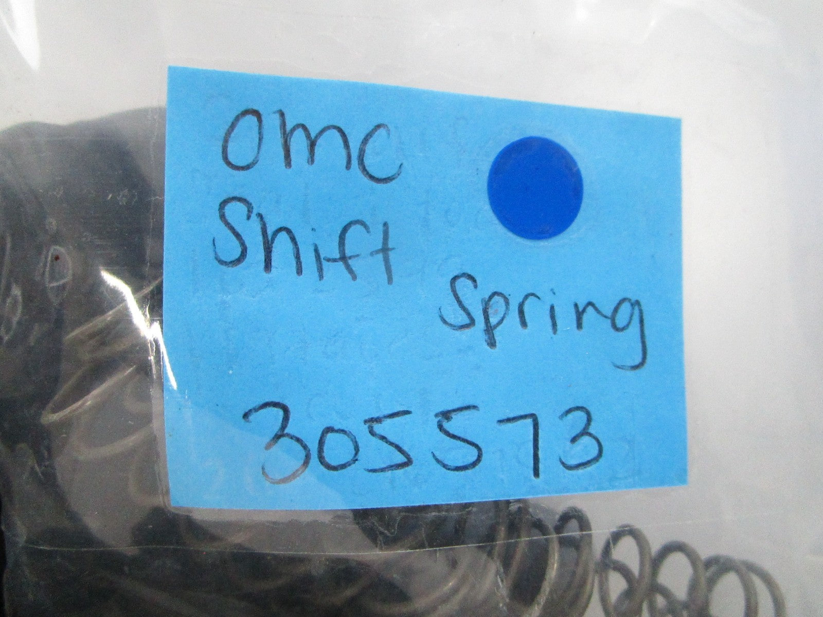 NEW OEM (LOT OF 2) 305573 0305573 OMC Johnson Evinrude Shift Spring 0810