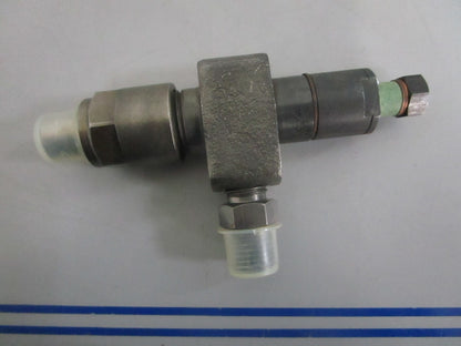 NEW OEM 826577 Volvo Penta Fuel Injector 0820