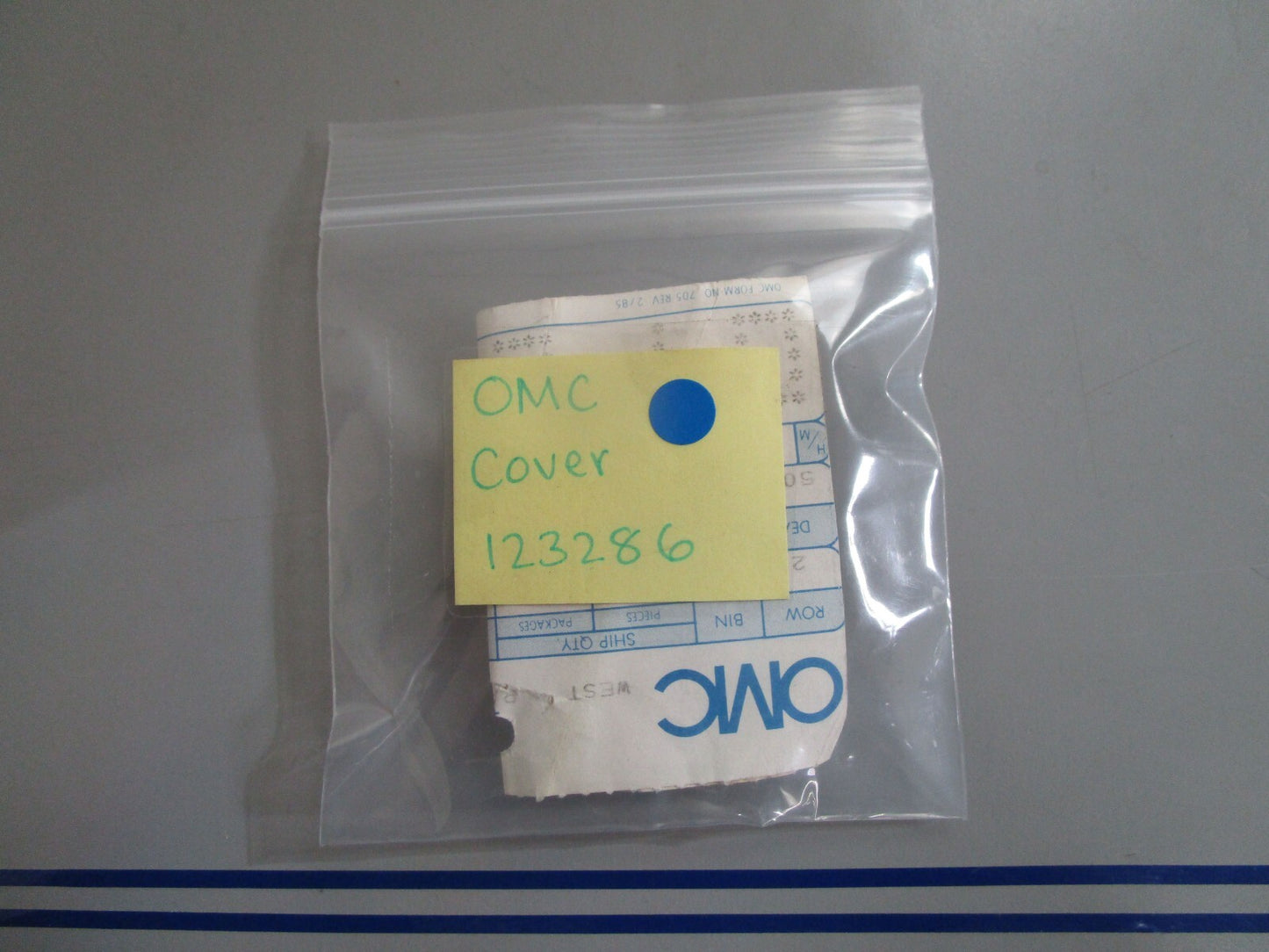 *NEW OEM* 0770 OMC Johnson Evinrude Cover 123286 0123286