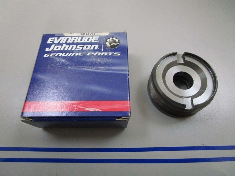 *NEW OEM* 0770 OMC Johnson Evinrude End Cap 0320788