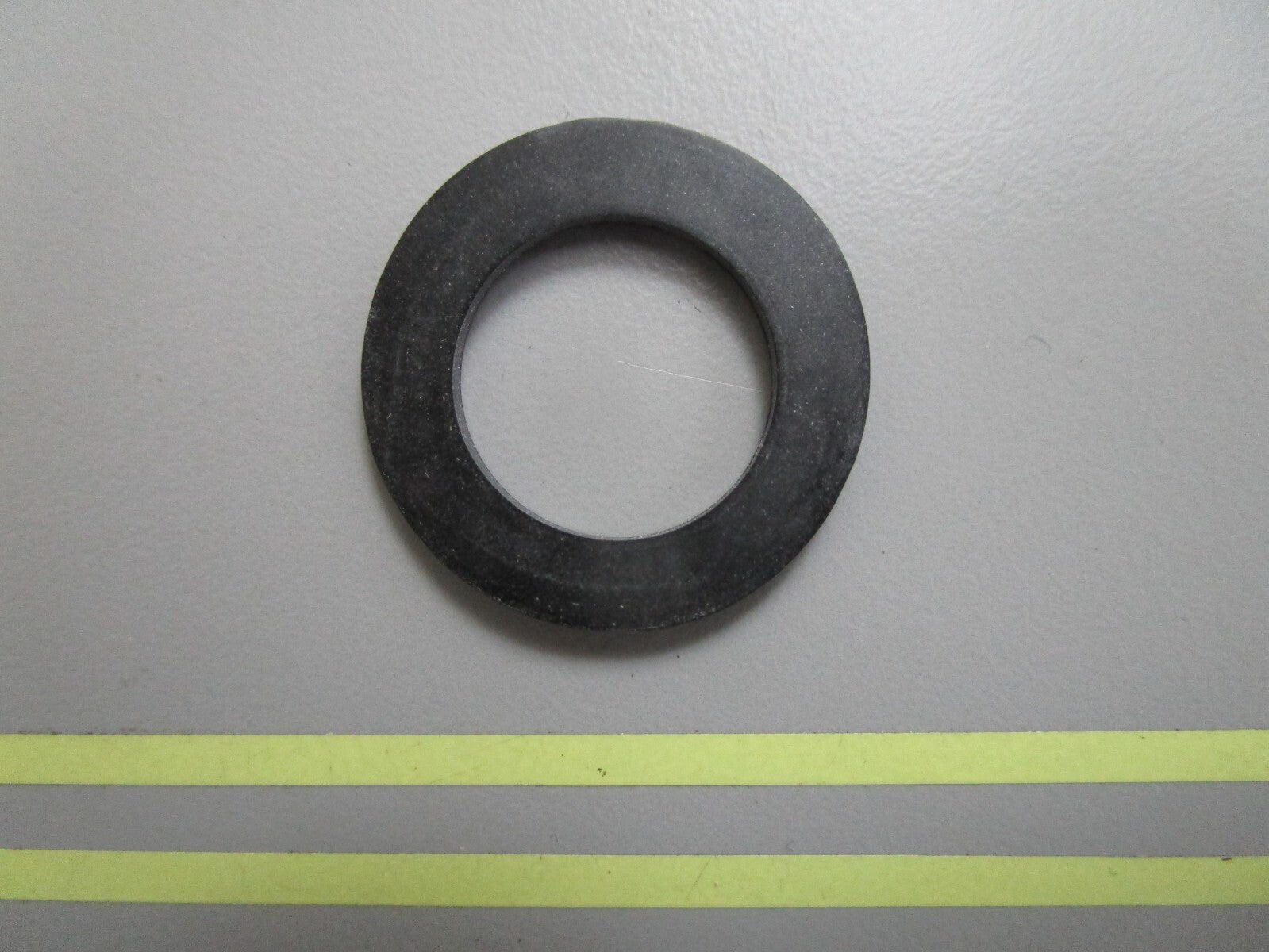 *NEW OEM* 0810 OMC Johnson Evinrude Gasket 329319 0329319