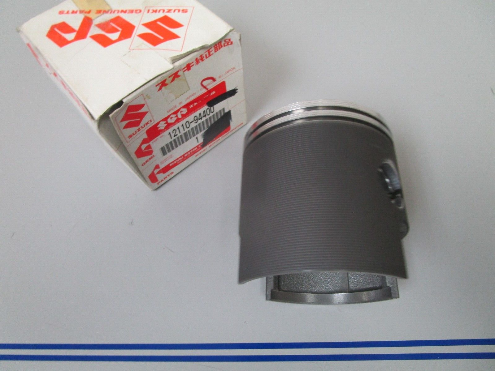 *NEW OEM* 0720 Suzuki Piston 12110-94400