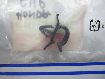 *NEW OEM* 0810 Honda Clip 32161-393-003