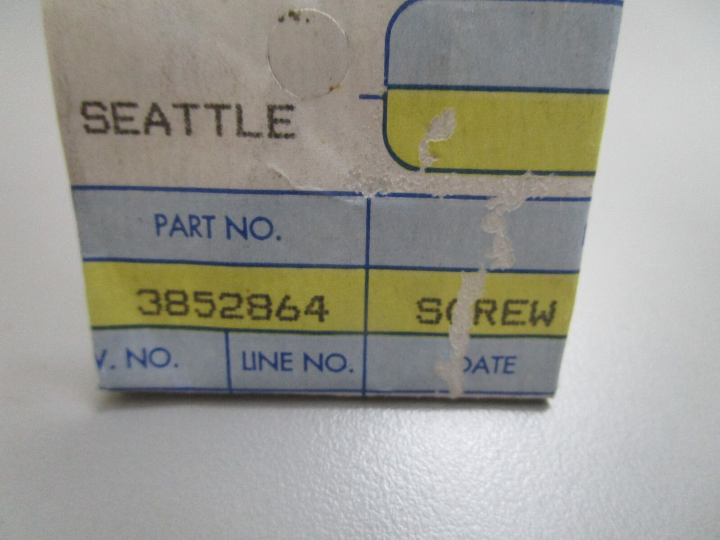 *NEW OEM* (LOT OF 2) 0810 OMC Johnson Evinrude Screw 3852864