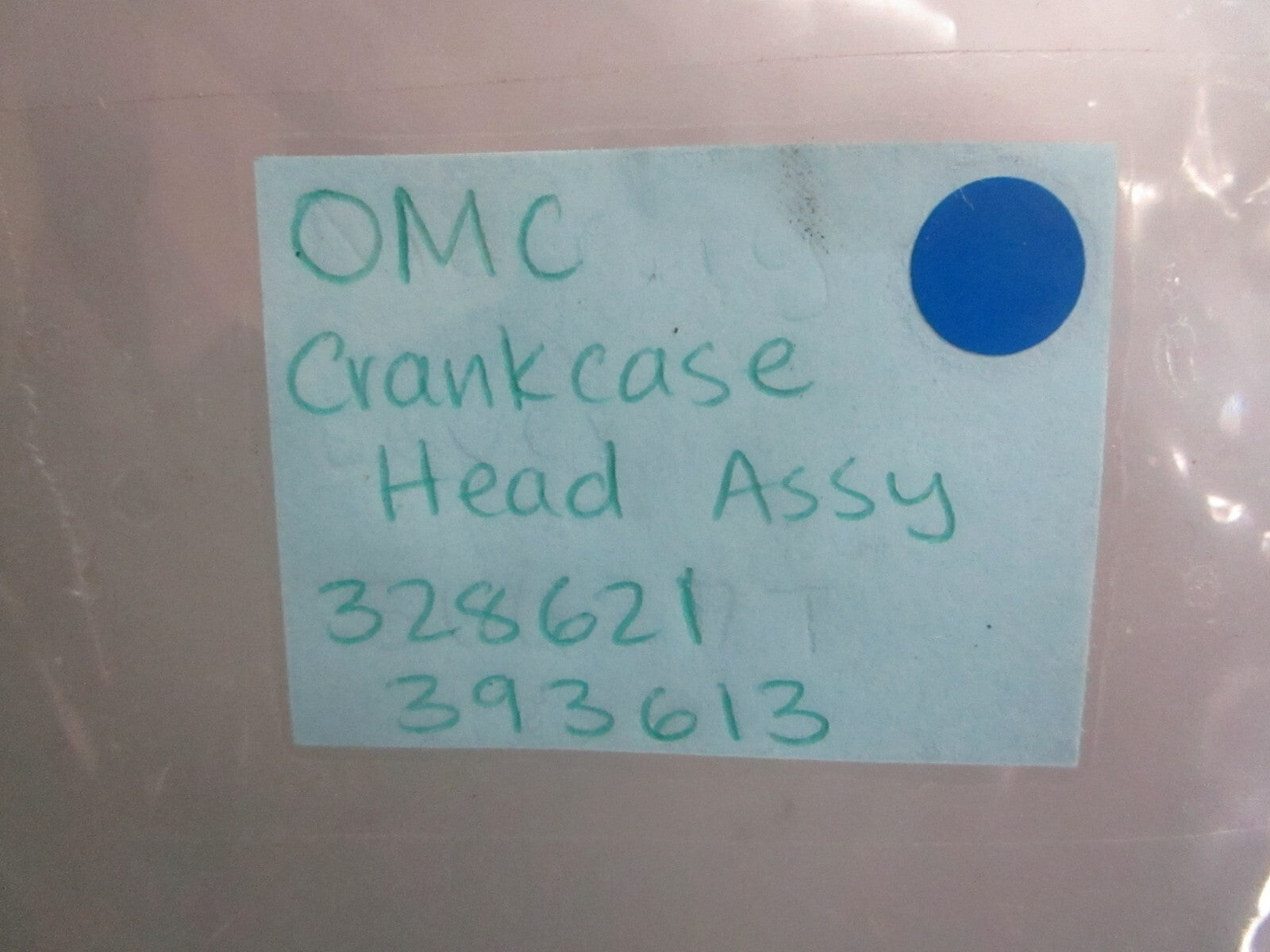 *NEW OEM* 0820 OMC Johnson Evinrude Crankcase Head Assy 393613 0393613 328621