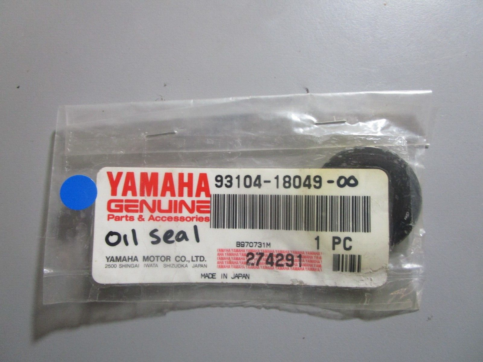 *NEW OEM* 0720 Yamaha Oil Seal 93104-18049