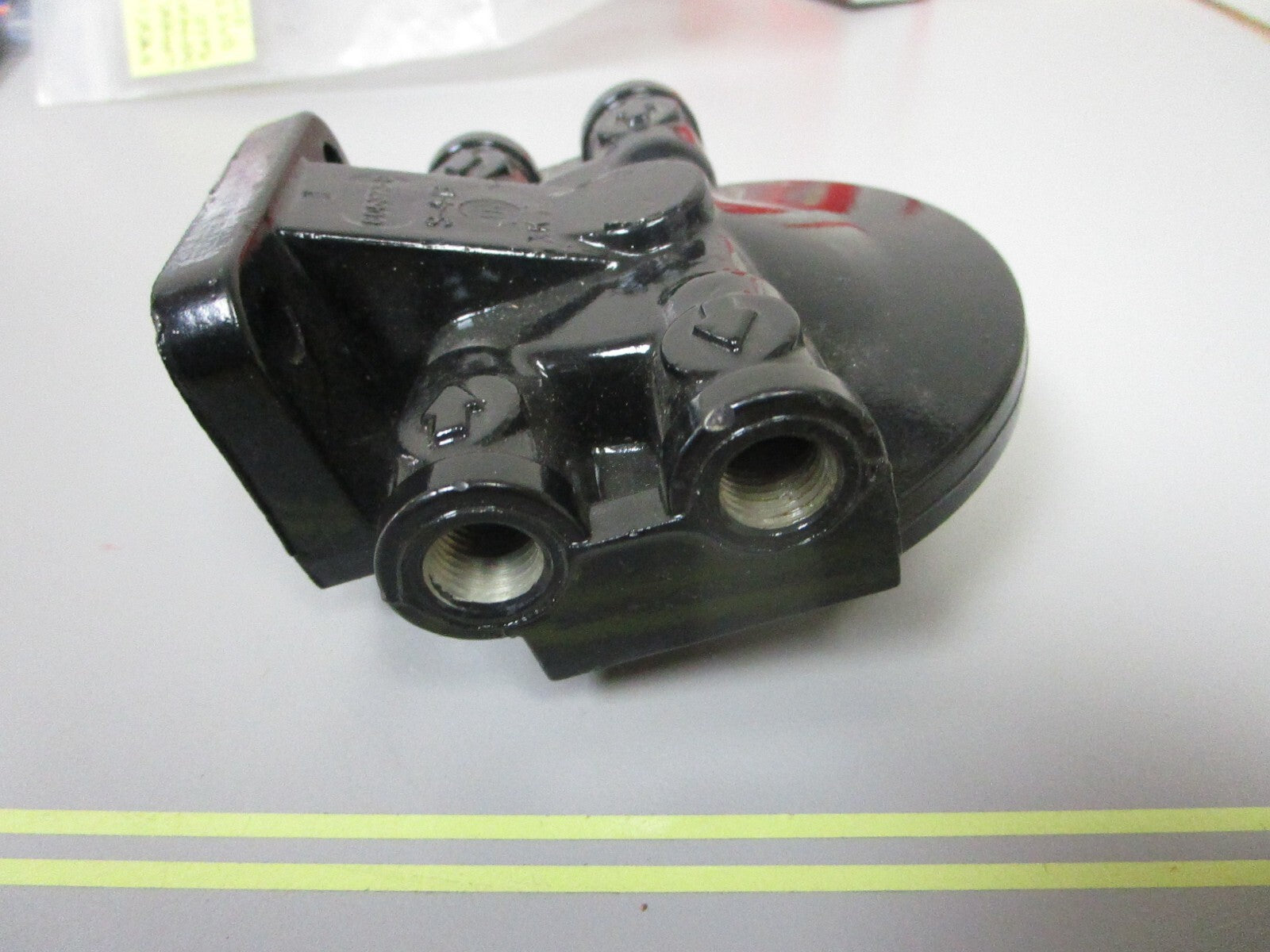 *NEW OEM* 0810 Mercury Quicksilver Water Separator Base 805373 805373-C