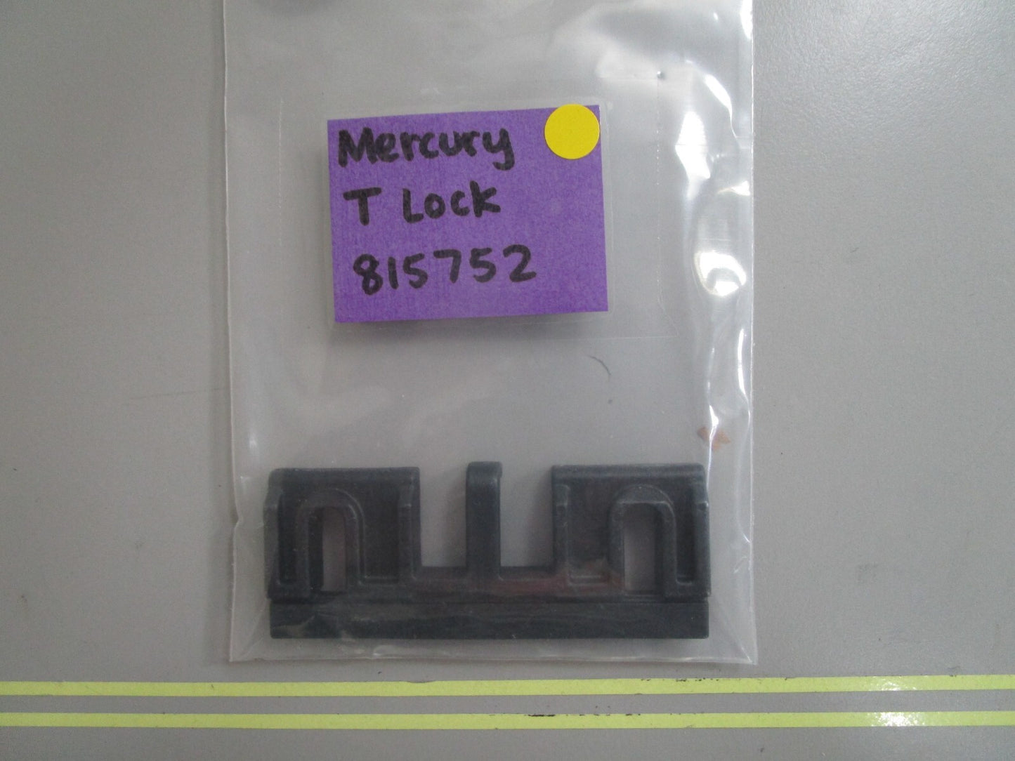*NEW OEM* 0810 Mercury Quicksilver T Lock 815752