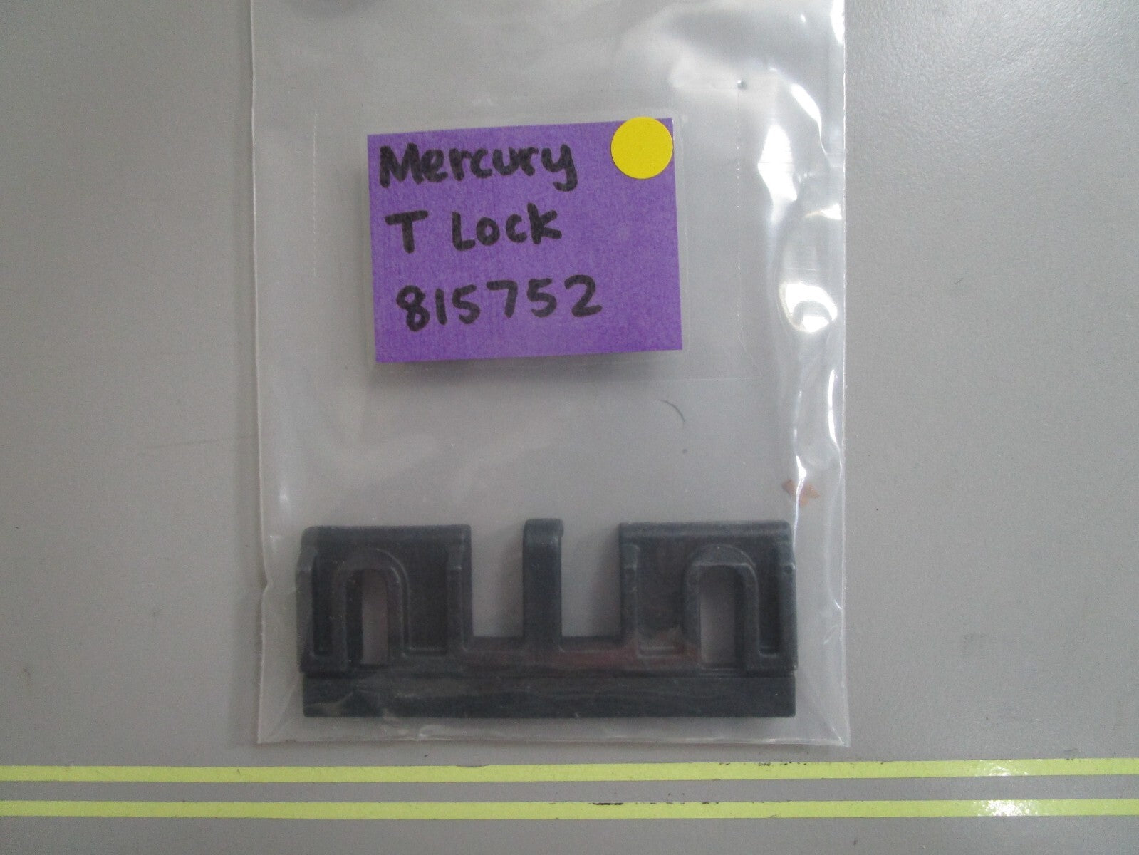 *NEW OEM* 0810 Mercury Quicksilver T Lock 815752
