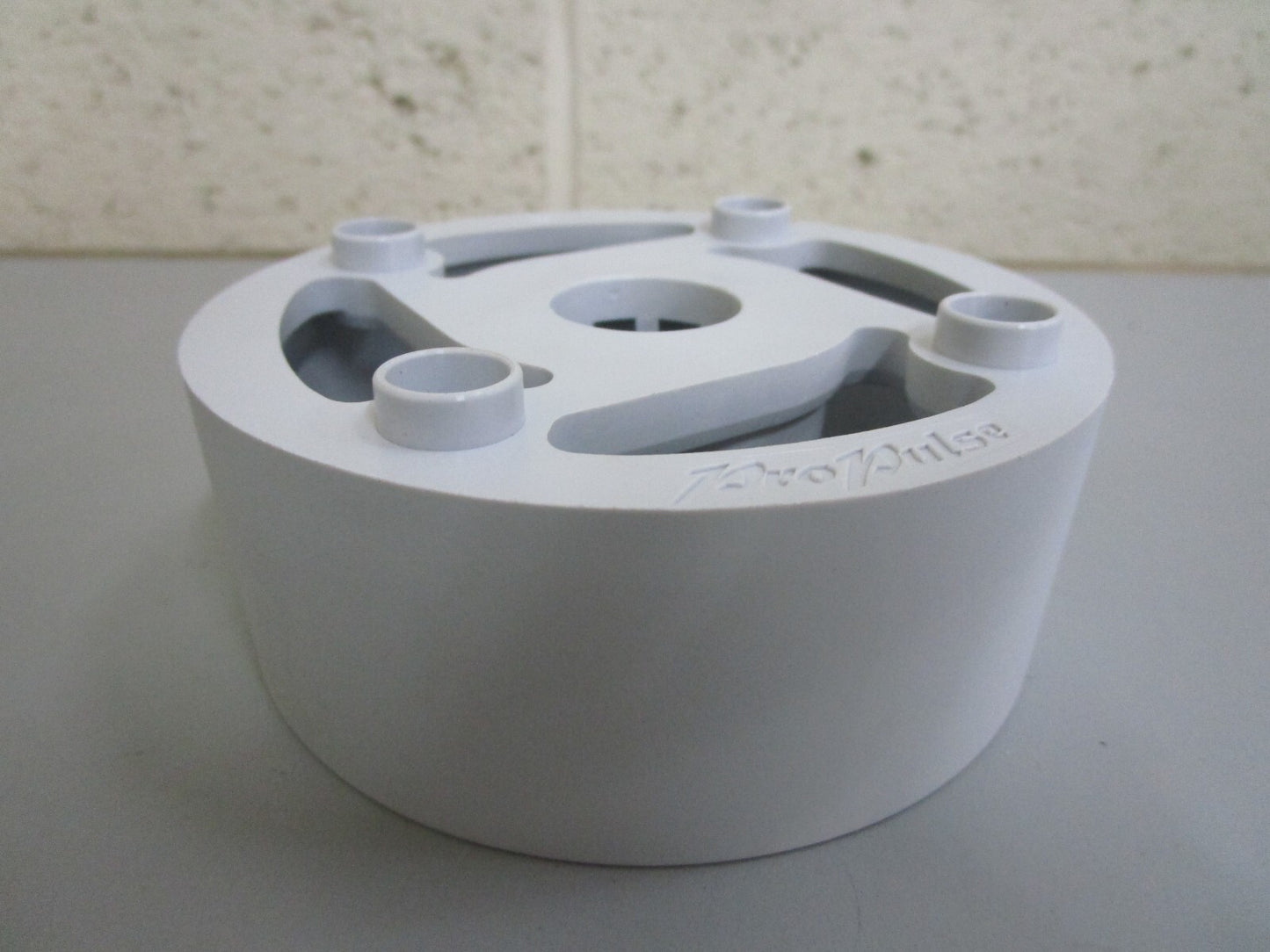 *NEW OEM* 0820 Volvo Penta QL Multi Propeller Adapter 41101800