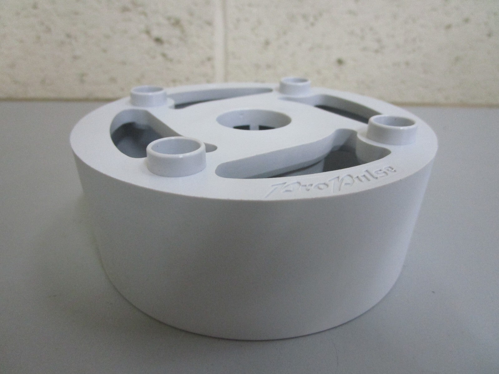 *NEW OEM* 0820 Volvo Penta QL Multi Propeller Adapter 41101800