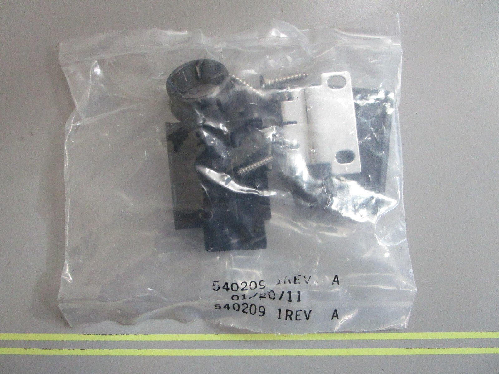 *NEW OEM* 0810 Humminbird MBCC 700 E Cable Connector 740120-1