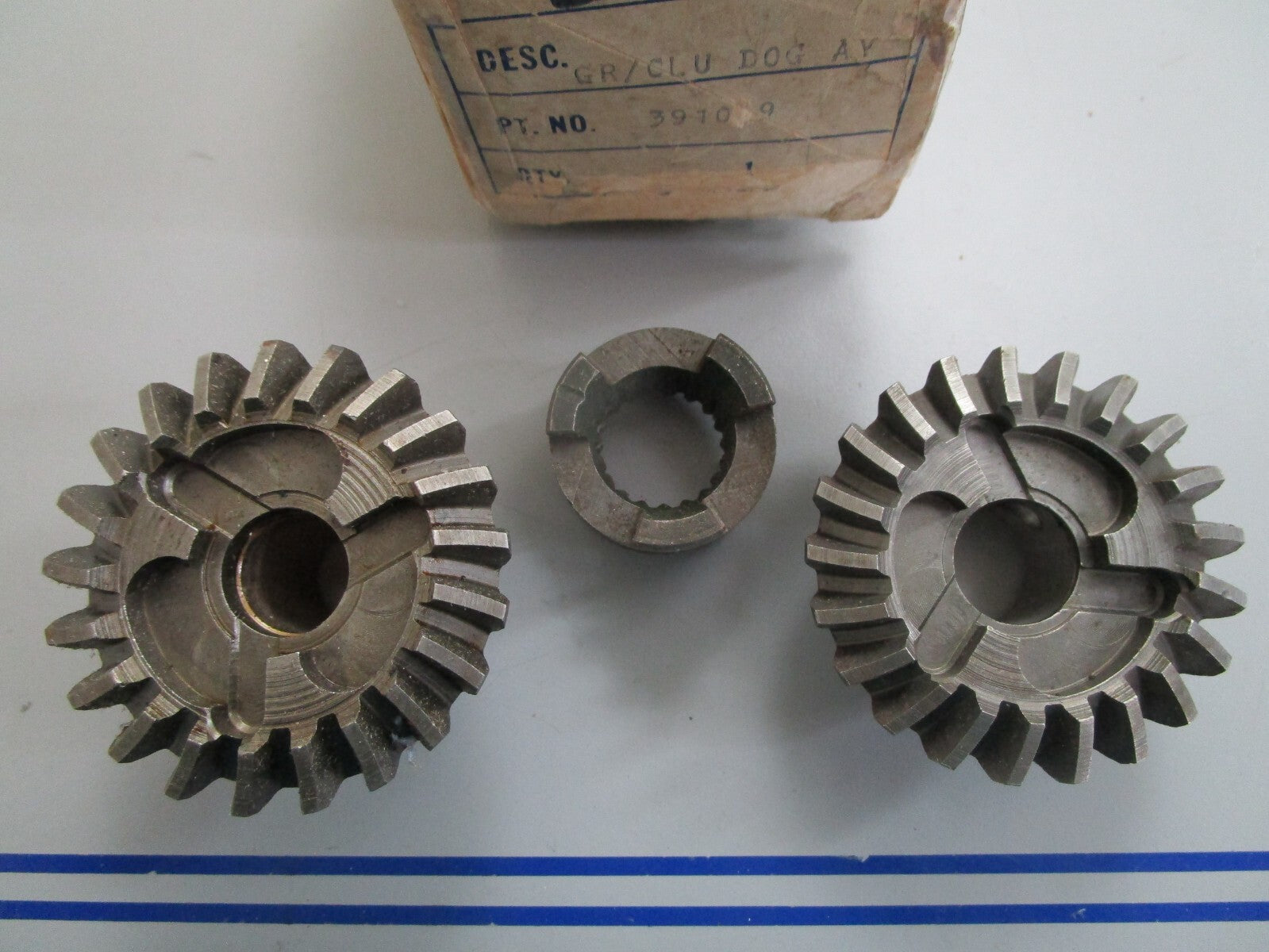 *NEW OEM* 0820 OMC Johnson Evinrude Gear & Clutch Kit 391019 0391019