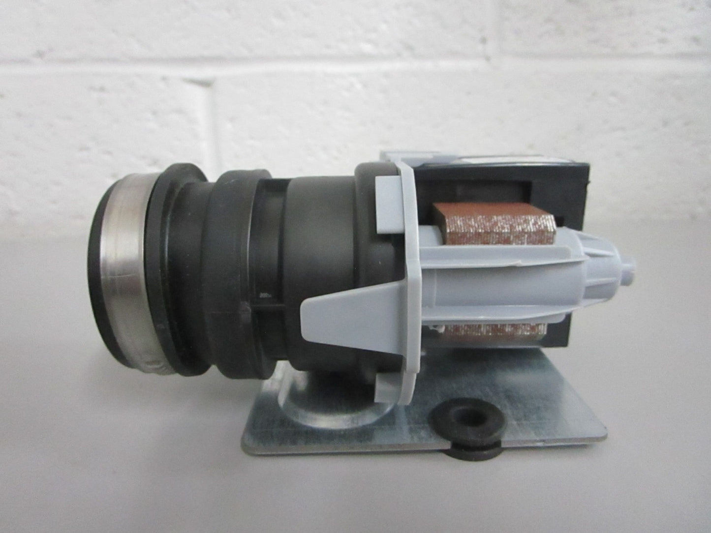 NEW OEM WP6-920639 Whirlpool Dishwasher Drain Pump 0820