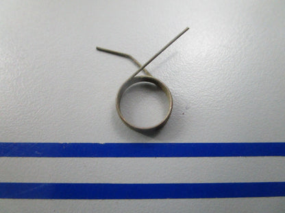 NEW OEM 309699 0309699 OMC Johnson Evinrude Choke Return Spring 0810
