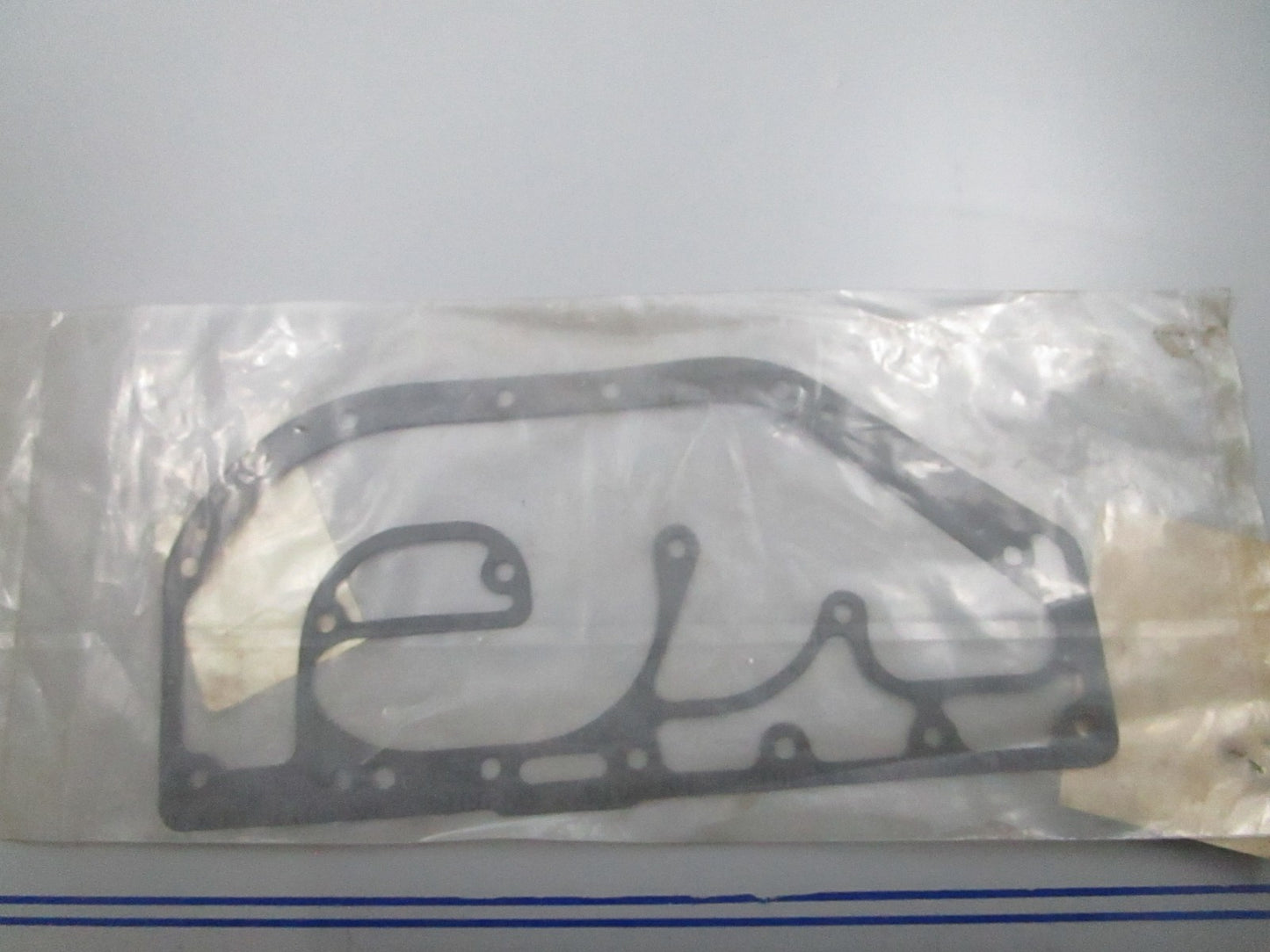 *NEW OEM* 0810 OMC Johnson Evinrude Gasket 331916 0331916