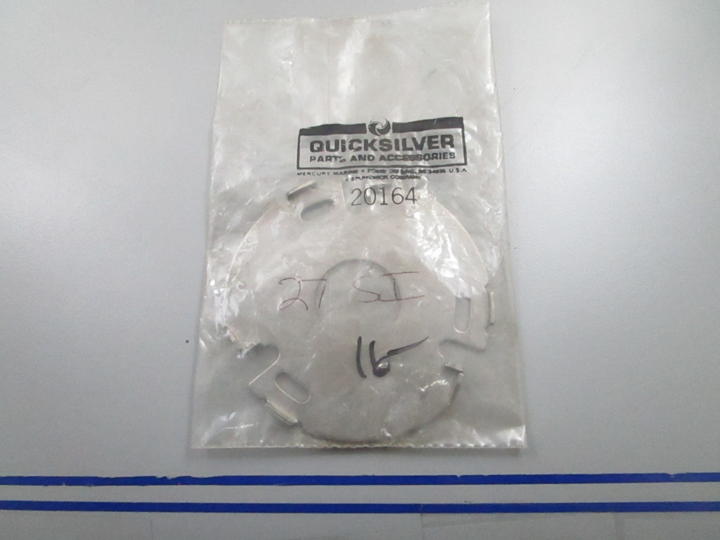 *NEW OEM* 0810 Mercury Quicksilver Plate 20164