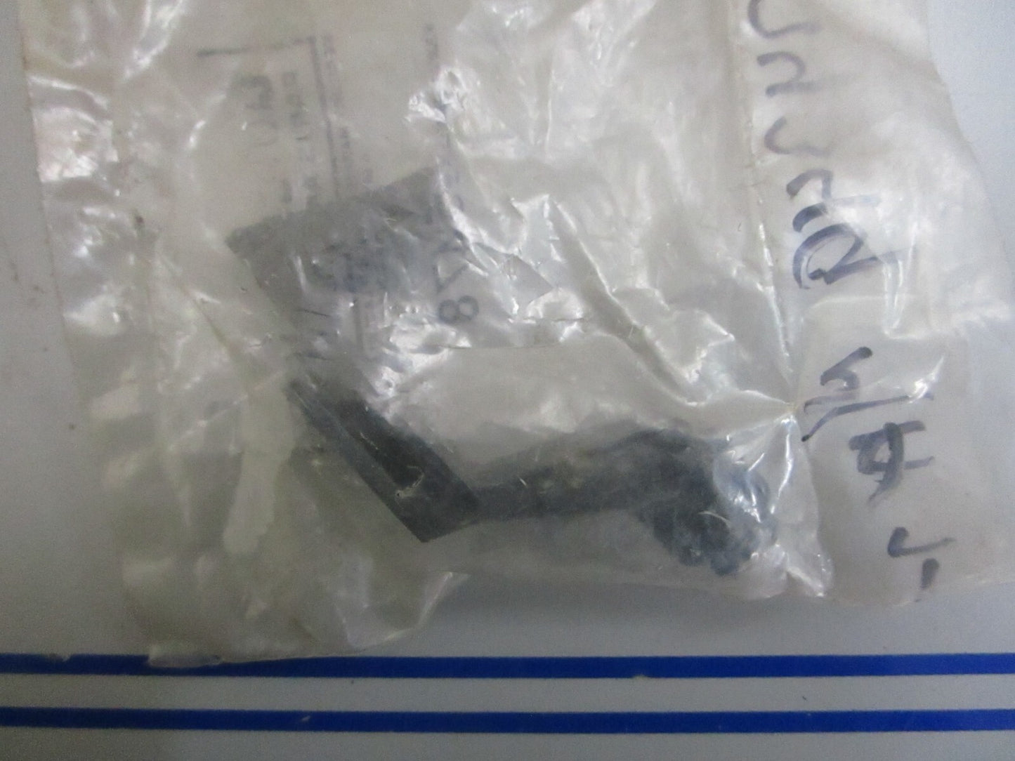 *NEW OEM* 0810 Mercury Quicksilver Cowl Latch Lever 65478