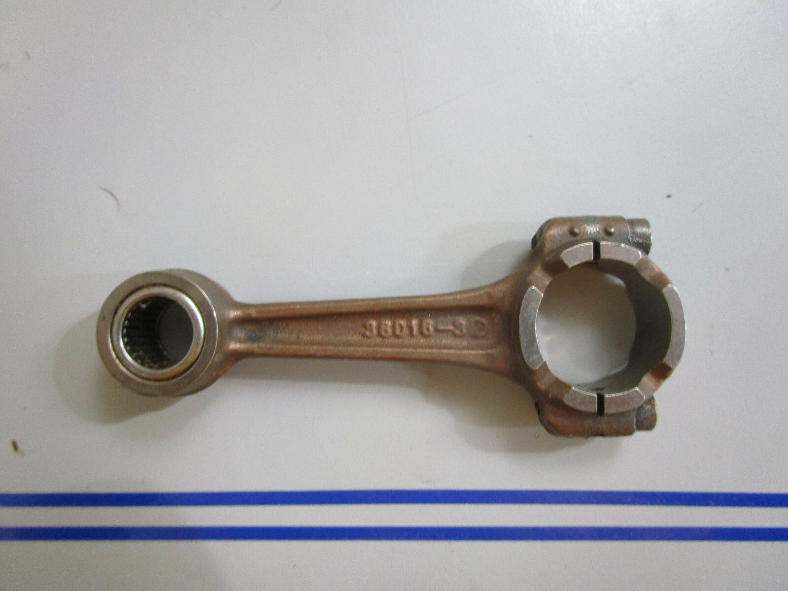 *NEW* 0770 Chryster Connecting Rod 2A36016-3