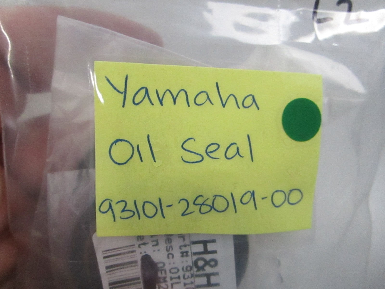 NEW OEM (LOT OF 2) 93101-28019-00 Yamaha Oil Seal 0810