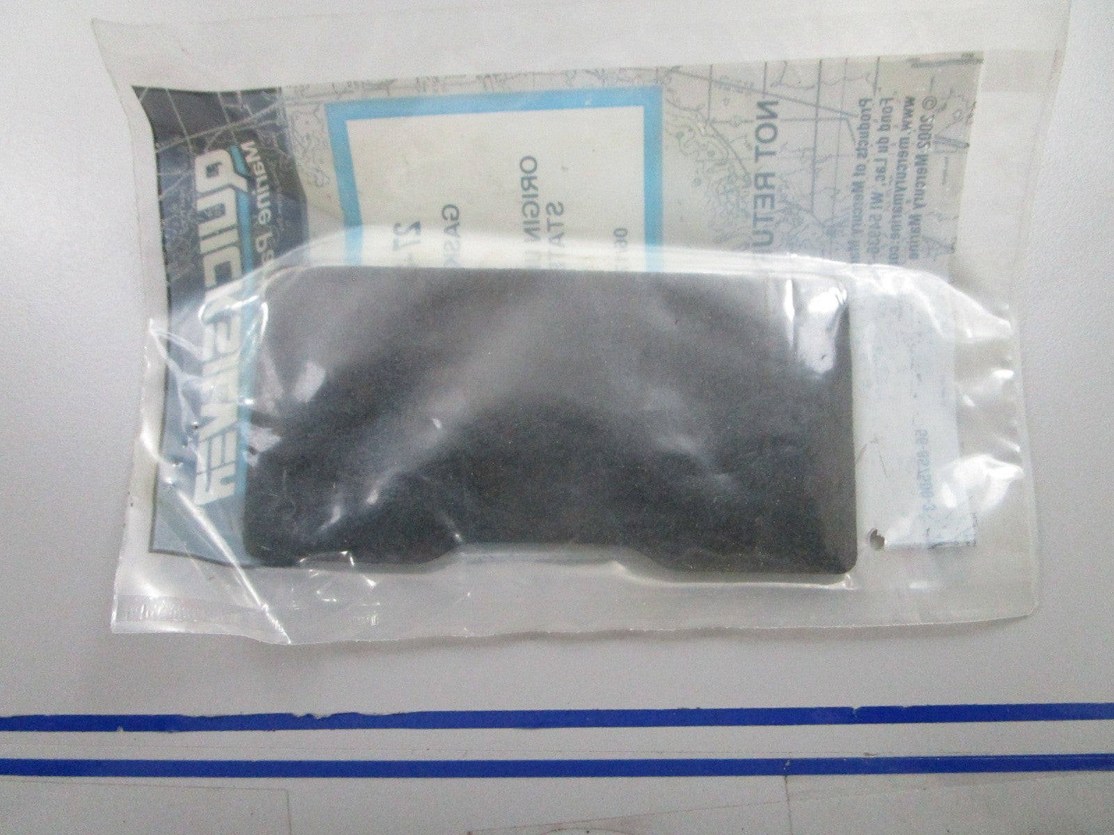 *NEW OEM* 0810 Mercury Quicksilver Gasket 27-822061 2