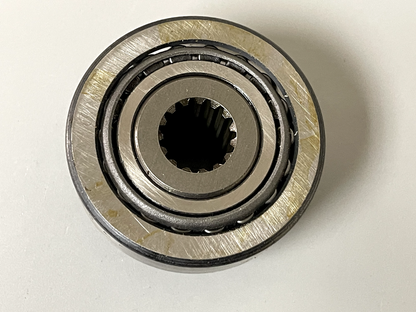 *NEW OEM* 0670 Mercury Quicksilver Force Pinion Gear Bearing Assembly A84266