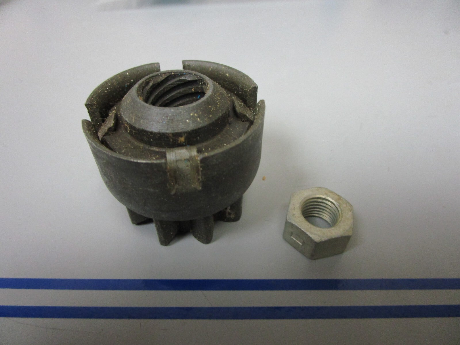 *NEW OEM* 0720 OMC Johnson Evinrude Starter Drive 391744 0391744