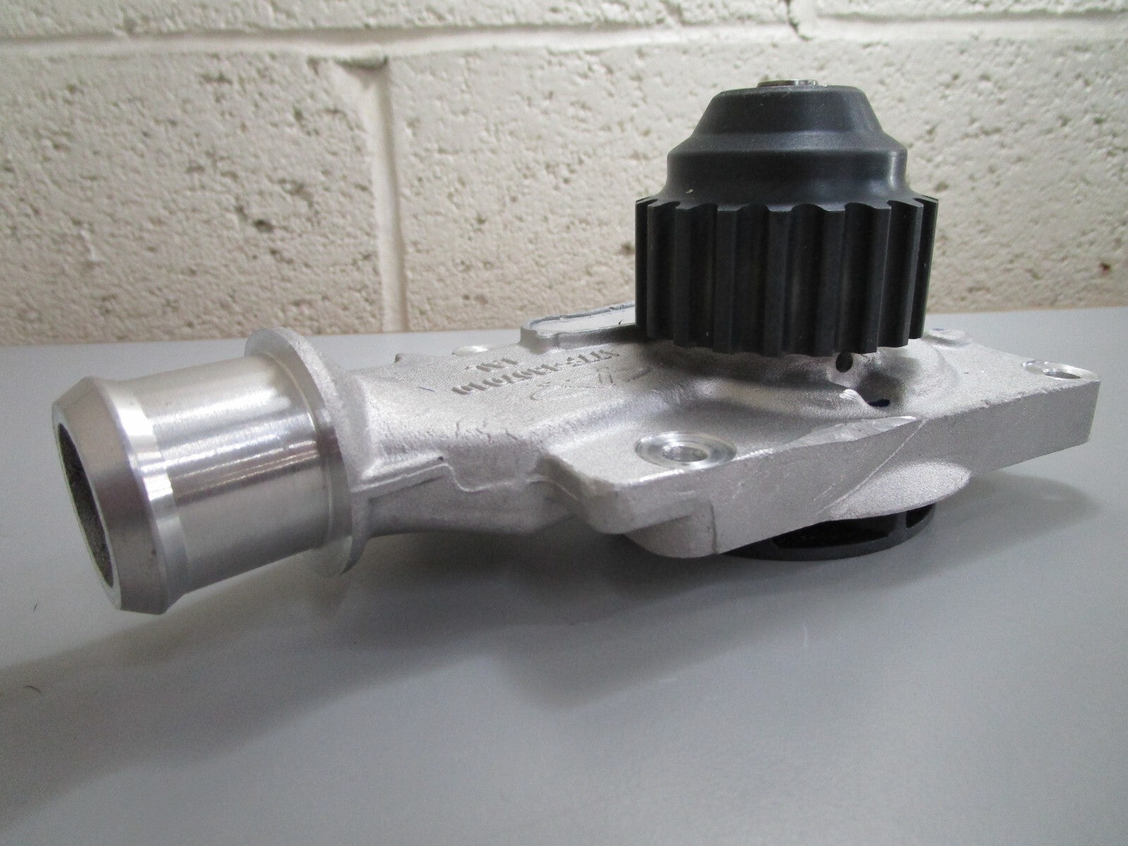 *NEW OEM* 0820 Generac Water Pump 0602070206