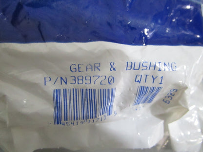 NEW OEM 389720 0389720 OMC Johnson Evinrude Gear & Bushing 0820