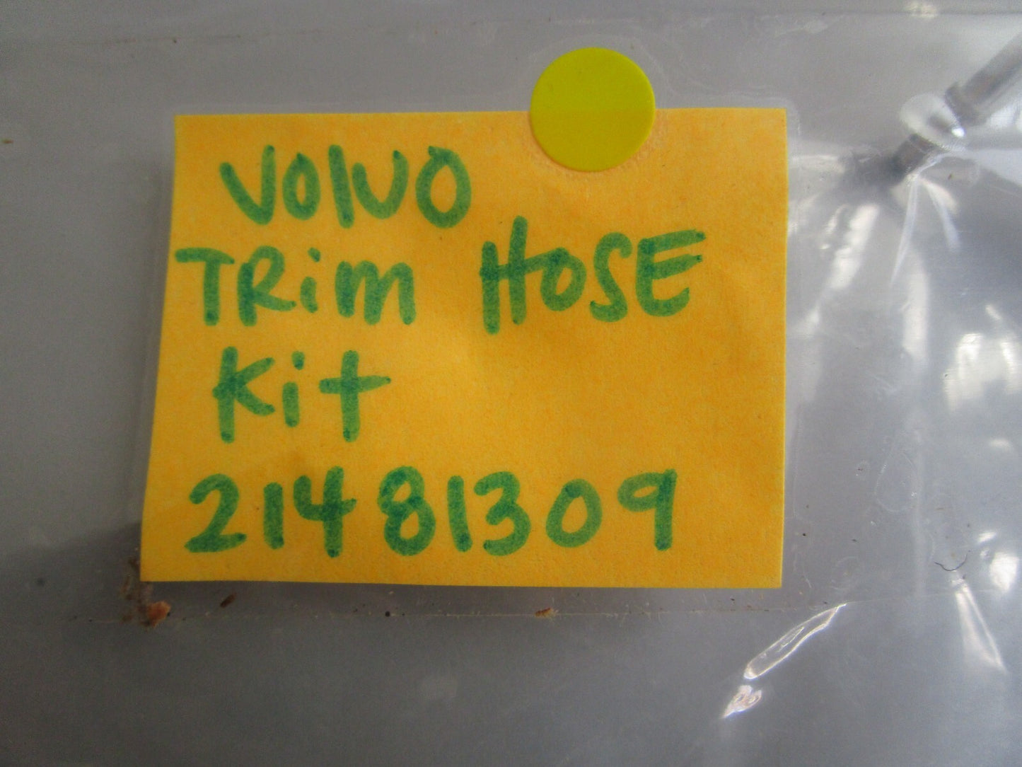*NEW OEM* 0820 Volvo Penta Trim Hose Kit 21481309