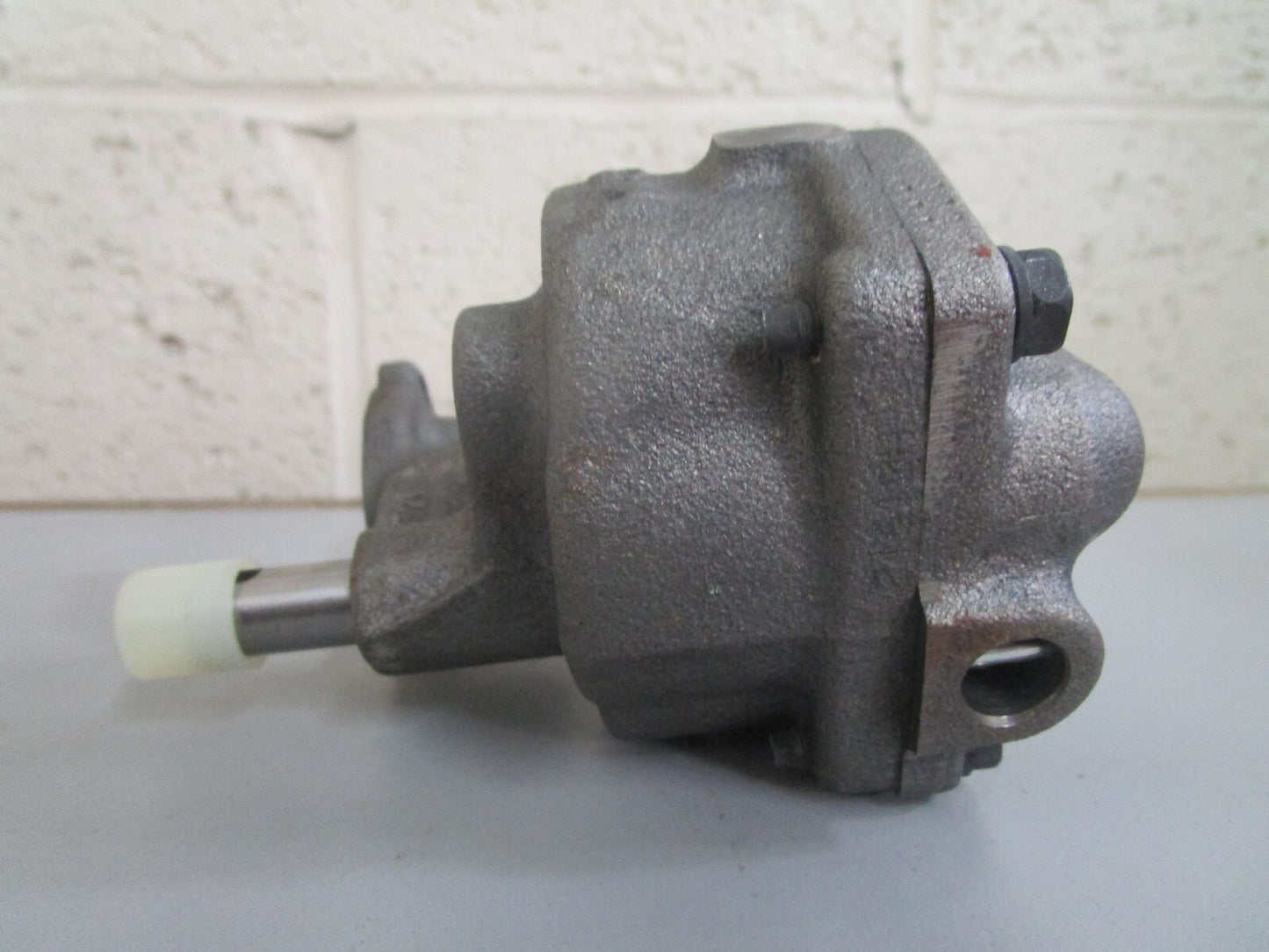 *NEW OEM* 0810 Mercury Quicksilver Oil Pump 17617