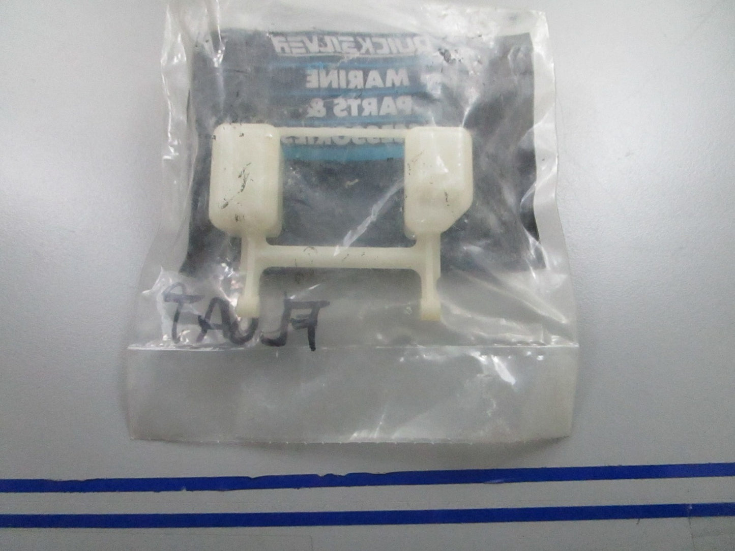 *NEW OEM* 0810 Mercury Quicksilver Float 1395-6197